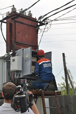 Power engineers of JSC “MOESK” fulfill plan of five months of 2011 on electric power losses reduction in South of Moscow Region